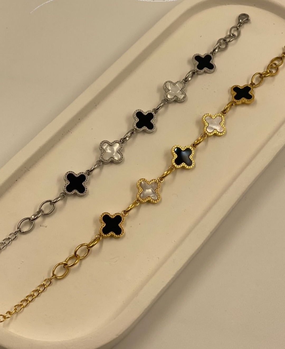 دستبند زنجیر زنانه ونکلیف01